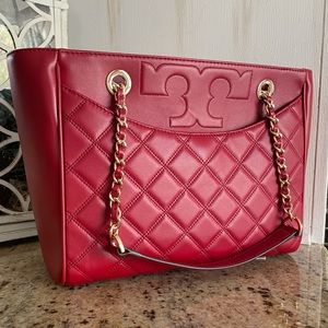 COPY - New 🥰 Tory Burch small Savannah flat shoulder bag